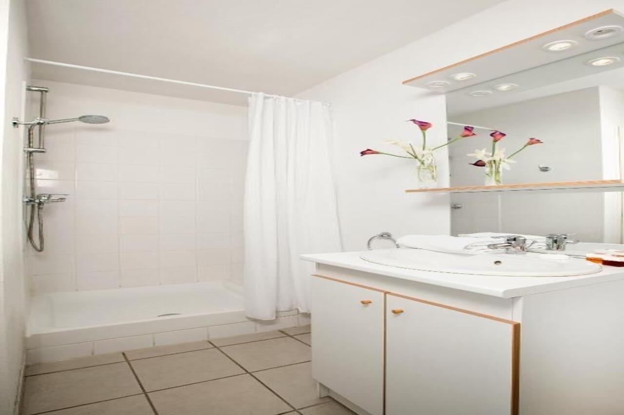 Sejours & Affaires Caen Le Clos Beaumois Exterior photo