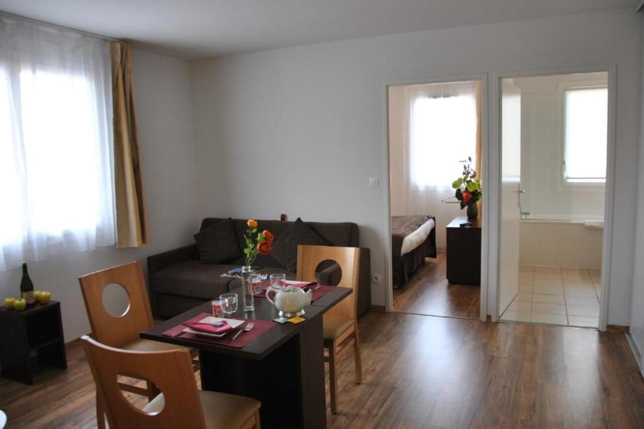 Sejours & Affaires Caen Le Clos Beaumois Exterior photo