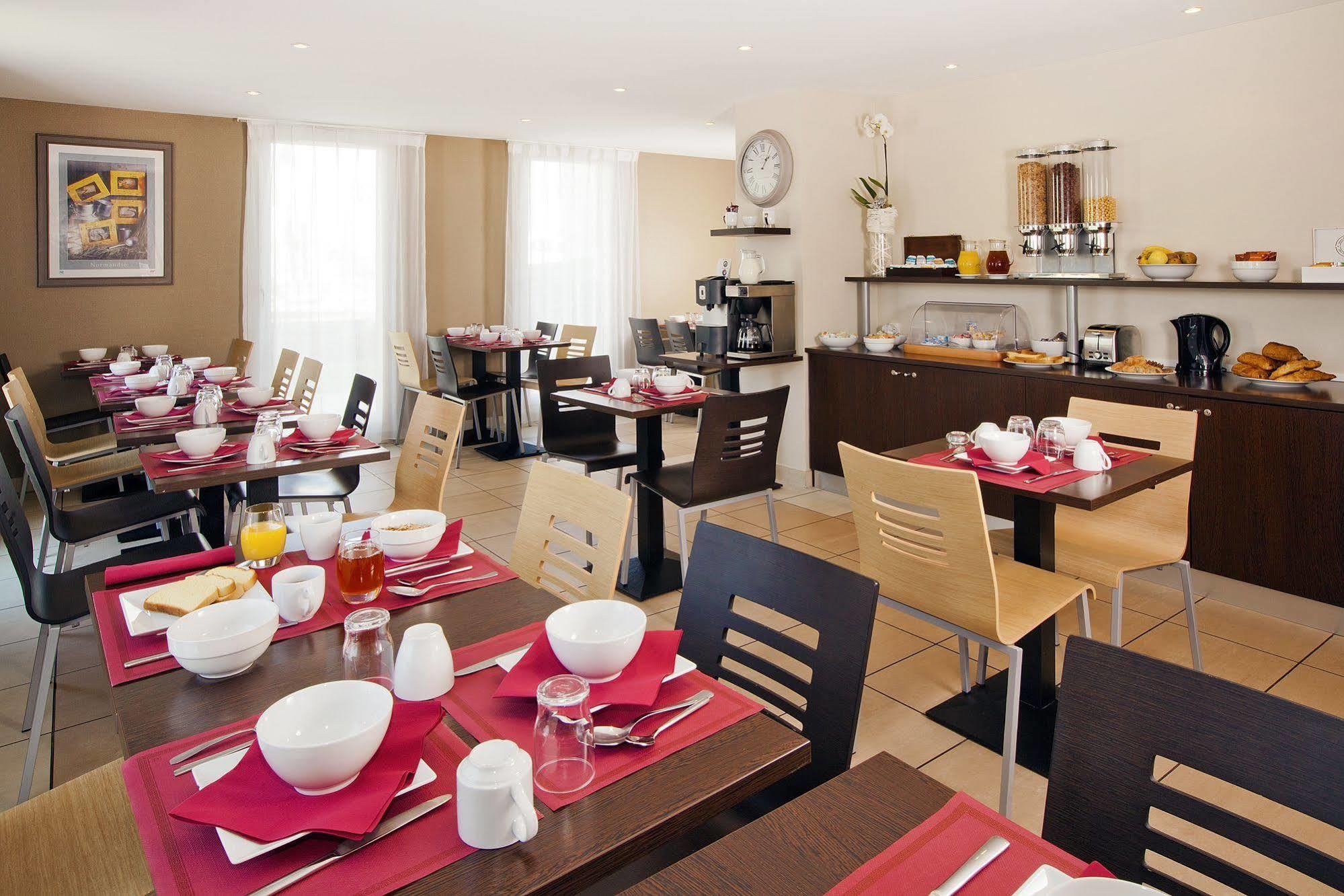 Sejours & Affaires Caen Le Clos Beaumois Exterior photo