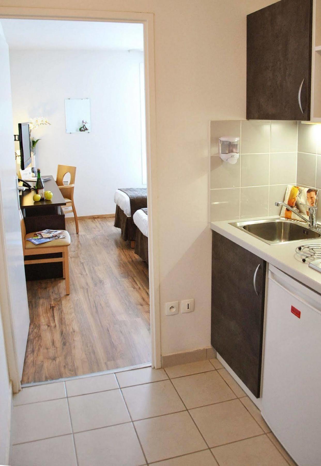 Sejours & Affaires Caen Le Clos Beaumois Exterior photo