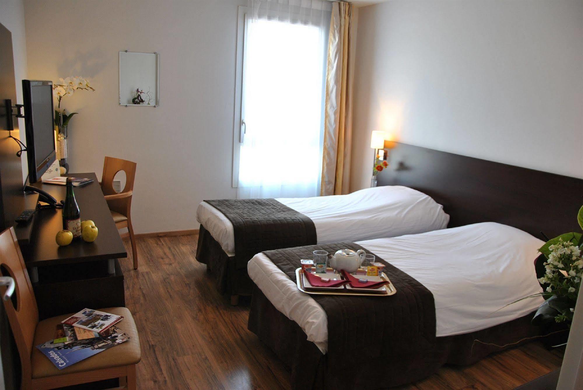 Sejours & Affaires Caen Le Clos Beaumois Exterior photo